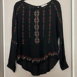 Lush long sleeve geometric pattern top